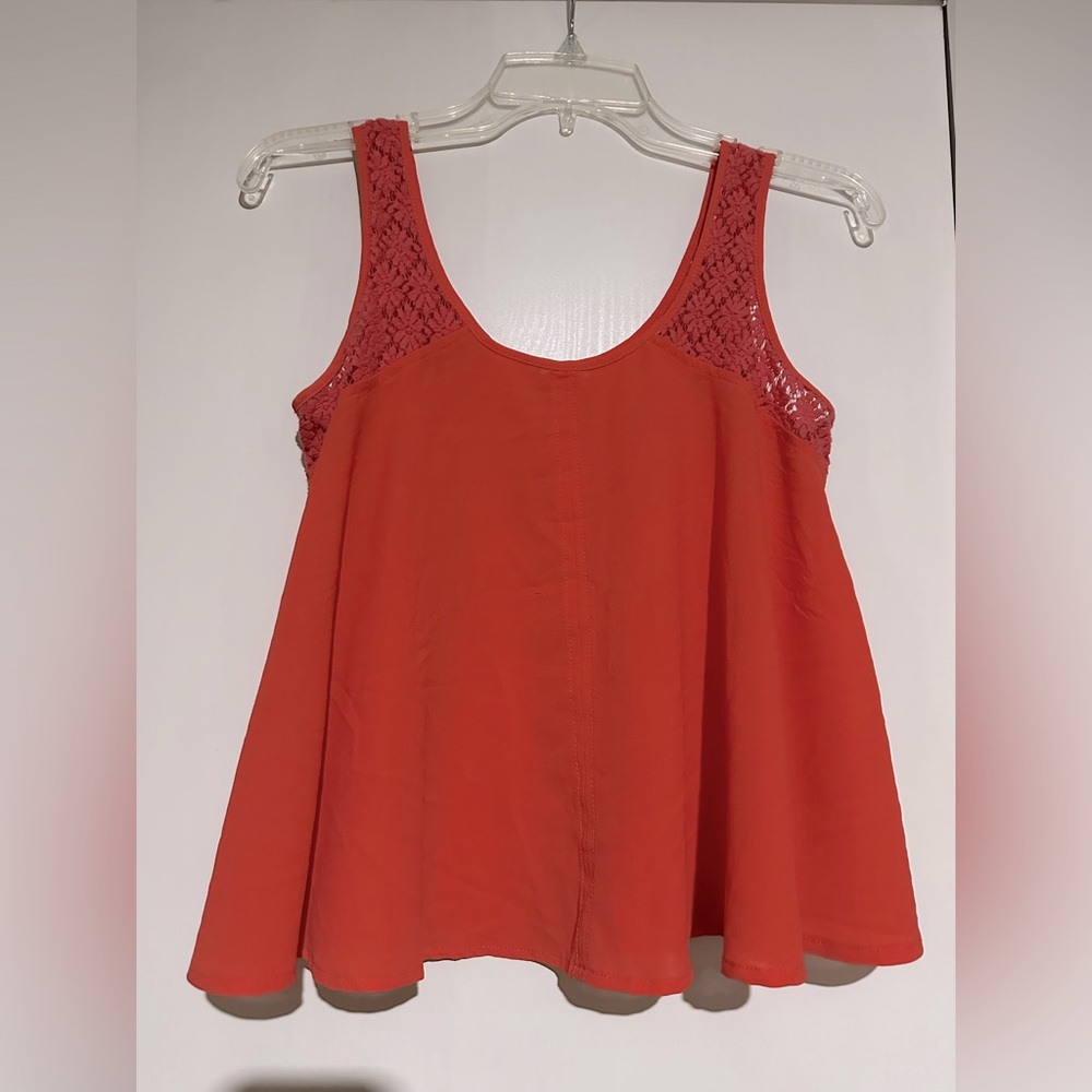 Eyeshadow Crop Tank Top
